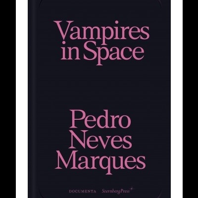 Capa preta de livro com texto rosa Vampires in Space e Pedro Neves Marques