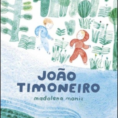 Capa de livro ilustrada com crianças e floresta em tons verdes e azuis