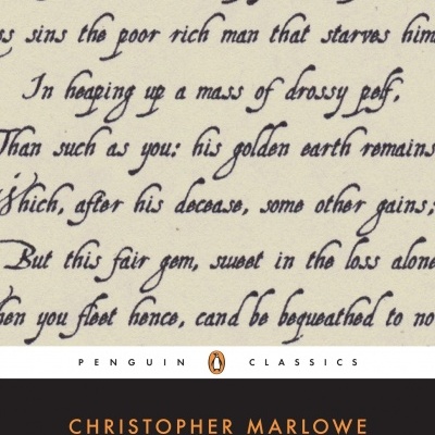 Capa de livro Christopher Marlowe com texto manuscrito ao fundo