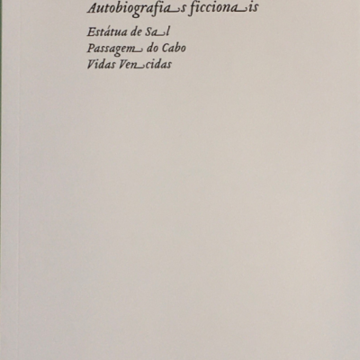 Capa de livro branco com texto e logótipos