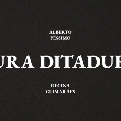 Capa preta de livro com texto branco DURA DITADURA.