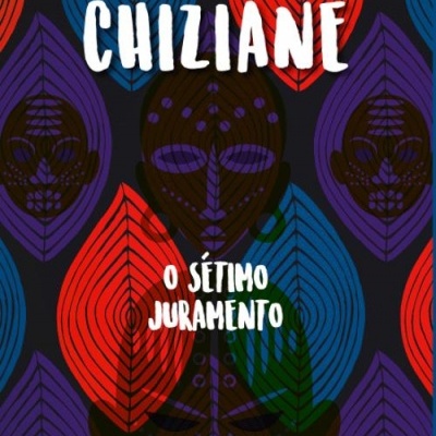 Capa de livro com título e autor, padrão de folhas e máscaras africanas