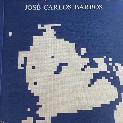 Capa azul do livro A EDUCAÇÃO DAS CRIANÇAS de José Carlos Barros com imagem pixelizada.