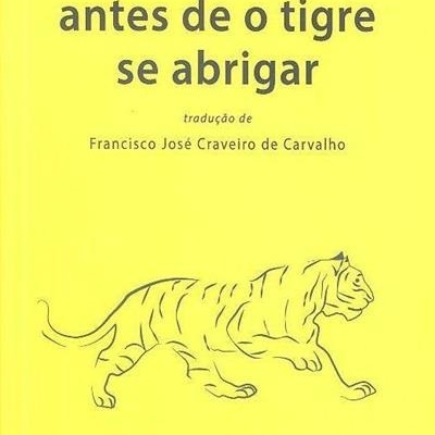 Capa amarela de livro com título e tigre a traço preto