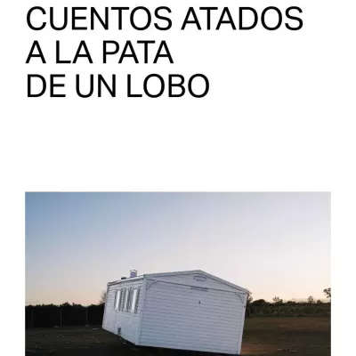 Capa de livro com título em preto e casa móvel branca no terreno