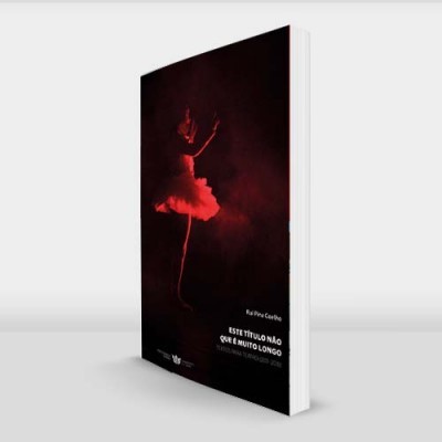Livro de capa preta e vermelha com imagem de bailarina e texto branco