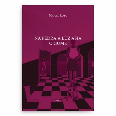 Capa de livro com título e autor, ilustração em roxo escuro e preto