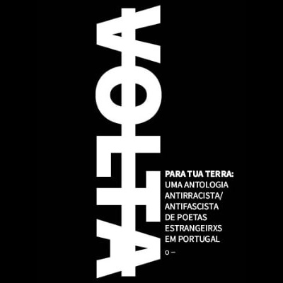 Capa de livro preta com texto branco vertical e texto à direita.
