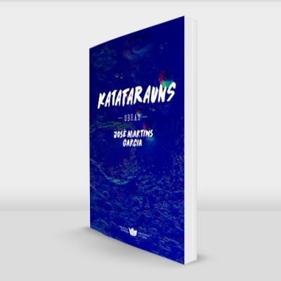 Livro azul escuro com título em branco