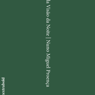 Capa de livro verde escuro com texto branco vertical