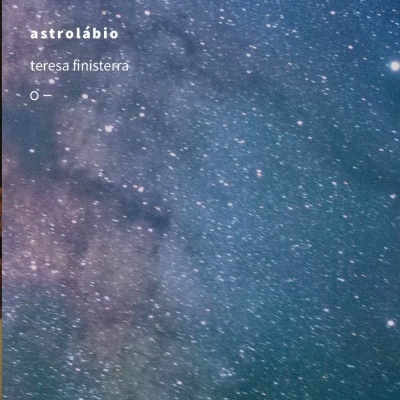 Capa de livro com céu estrelado e texto branco