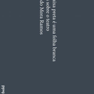 Capa de livro preta com texto branco vertical