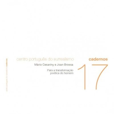 Caderno branco com texto em português e números em laranja