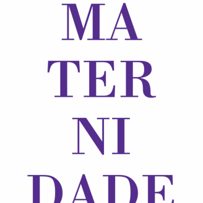 Capa de livro branco com título MATERNIDADE em roxo e autor Sheila Heti em vermelho