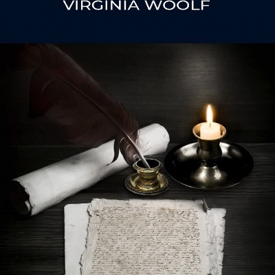 Capa do livro Orlando de Virginia Woolf com imagem de pergaminhos, pena e vela