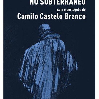 Capa de livro azul escuro com figura de costas e texto branco
