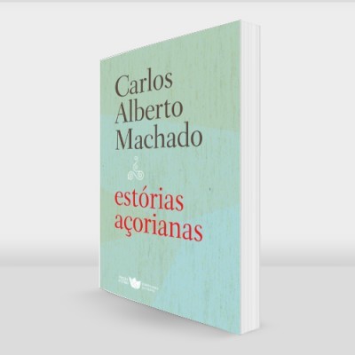 Livro 'estórias açorianas' de Carlos Alberto Machado com capa azul clara e texto em preto e vermelho.