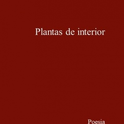 Capa de livro vermelho com texto branco e título Plantas de interior