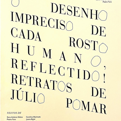 Poster com texto preto em fundo amarelo claro sobre retratos de Júlio Pomar.