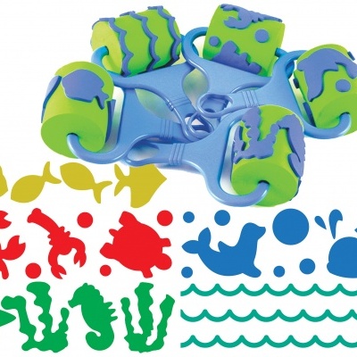Carimbos de espuma coloridos com temas marinhos e formas recortadas coloridas