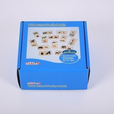 Caixa azul de jogo de cartas com imagens de animais em madeira