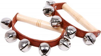 Par de chocalhos com sinos metálicos em madeira e couro