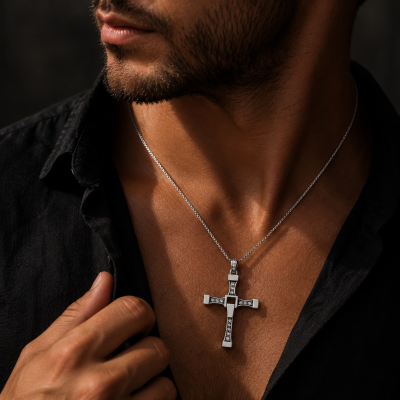 https://www.soareserodrigues.pt/product/cruz-com-zirconias-amovivel