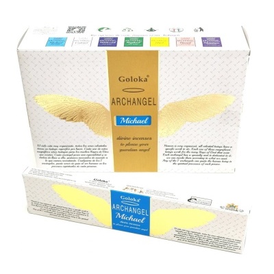 Embalagem do incenso Goloka Archangel Michael com asas douradas e texto azul e dourado