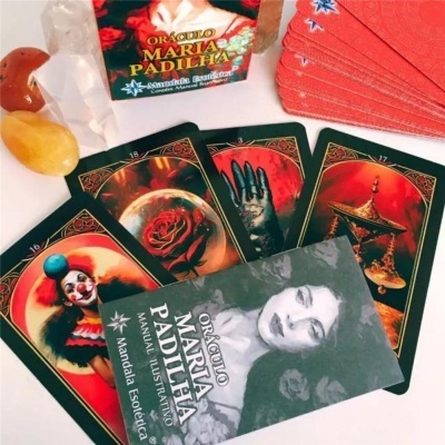 Cartas de tarot do Oráculo Maria Padilha com manual e pedras