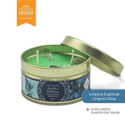 Vela aromática verde em lata metálica dourada com pedra Aventurina Verde