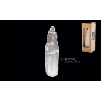 Cristal branco translúcido em forma de torre com 15cm e embalagem de cartão