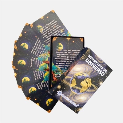 Conjunto de cartas MENSAGENS DO UNIVERSO com ilustração da Terra e galáxias