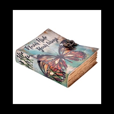 Diário com capa decorada com borboleta e texto