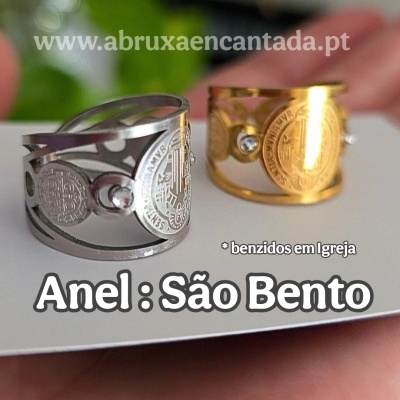 Anéis de São Bento prateado e dourado com medalhas e pedras pequenas