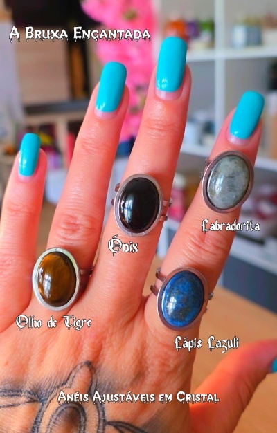 Mão com anéis ajustáveis com pedras Ônix, Olho de Tigre, Labradorita e Lápis Lazuli