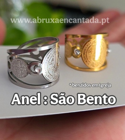 Anéis de São Bento prateado e dourado com medalhas e pedras pequenas