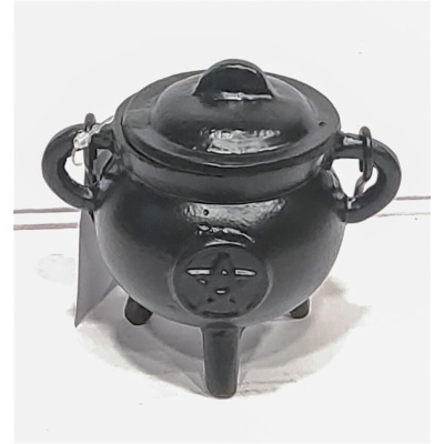 Miniatura de caldeirão de metal preto com alças e tampa