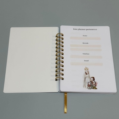 https://www.sofiarte.pt/product/planner-semanal-capa-maleavel-nossa-senhora-de-fatima