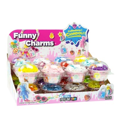 Expositor Funny Charms com copos transparentes contendo pérolas coloridas e texto em italiano