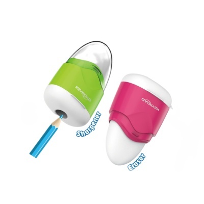 Apontador verde e borracha rosa KEYROAD em fundo branco