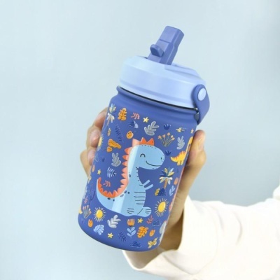 Garrafa de plástico azul com tampa e ilustração de dinossauro