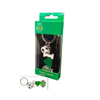 Porta-chaves do Sporting CP com bola, coração e brasão em embalagem verde