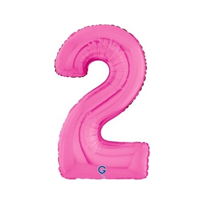 Balão metálico rosa número 2 em fundo branco