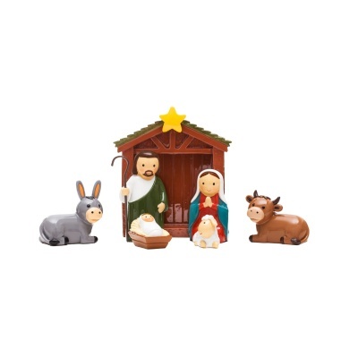 Conjunto de figuras do presépio coloridas com estábulo e personagens principais.