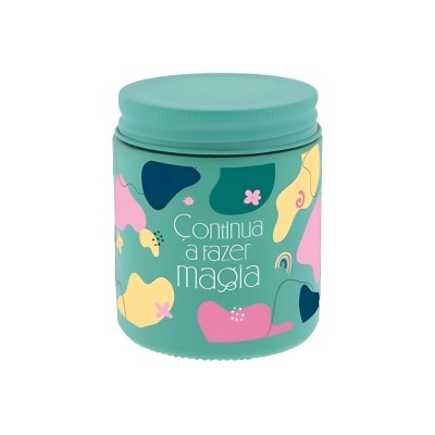 Frasco verde água com tampa e texto Continua a fazer magia