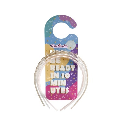 Três tiaras transparentes com brilhos em cartão colorido com texto