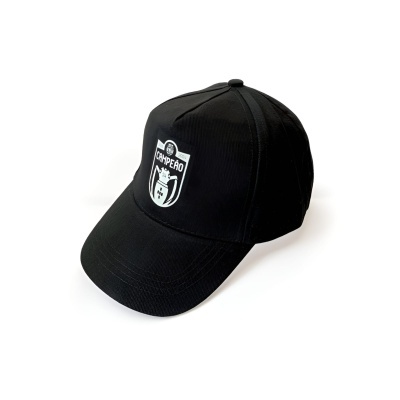 Boné preto com emblema branco CAMPERO e número 11