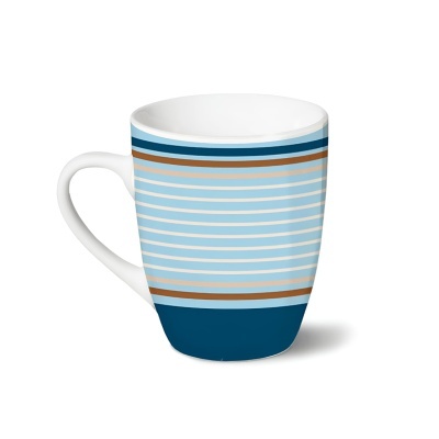 Caneca de cerâmica com riscas azuis, brancas e castanhas