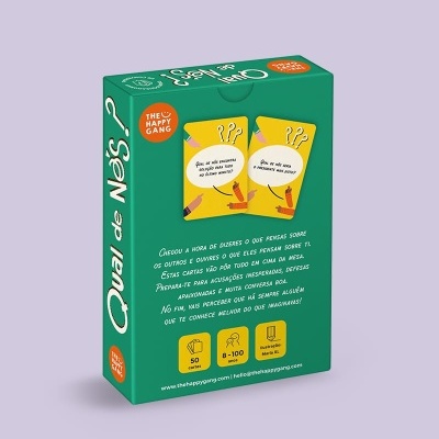 Caixa verde do jogo de cartas 'Qual de Nós?' em fundo lilás