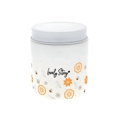 Frasco branco com padrão floral e texto lovely Story